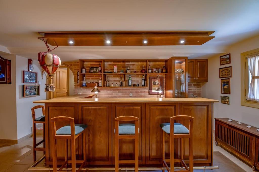 Villa Elmar Aegina ภายนอก รูปภาพ